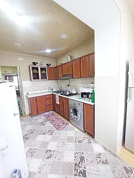 Satılır 3 otaqlı köhnə tikili 80 m²