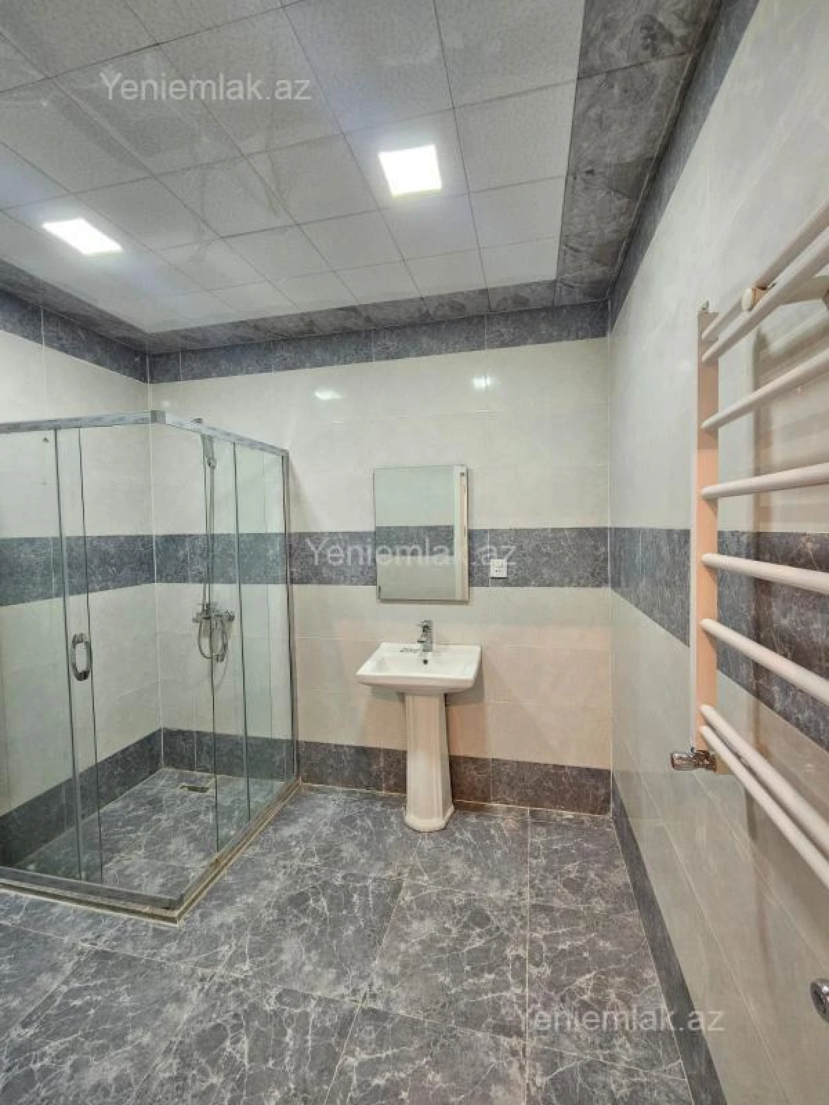 Satılır 3 otaqlı yeni tikili 100 m²