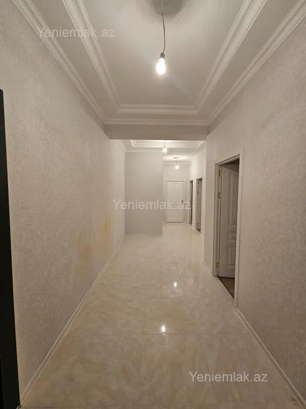 Satılır 3 otaqlı yeni tikili 100 m²