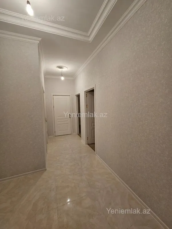 Satılır 3 otaqlı yeni tikili 100 m²