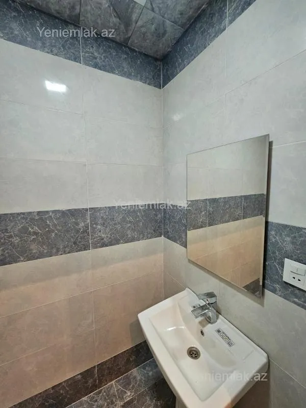 Satılır 3 otaqlı yeni tikili 100 m²