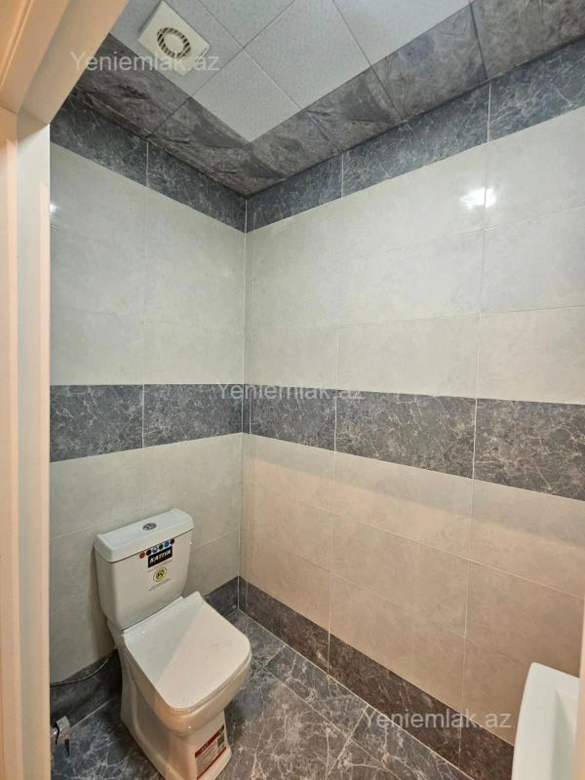 Satılır 3 otaqlı yeni tikili 100 m²