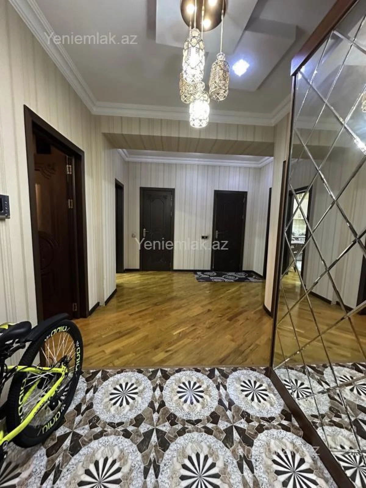 Satılır 4 otaqlı yeni tikili 120 m²