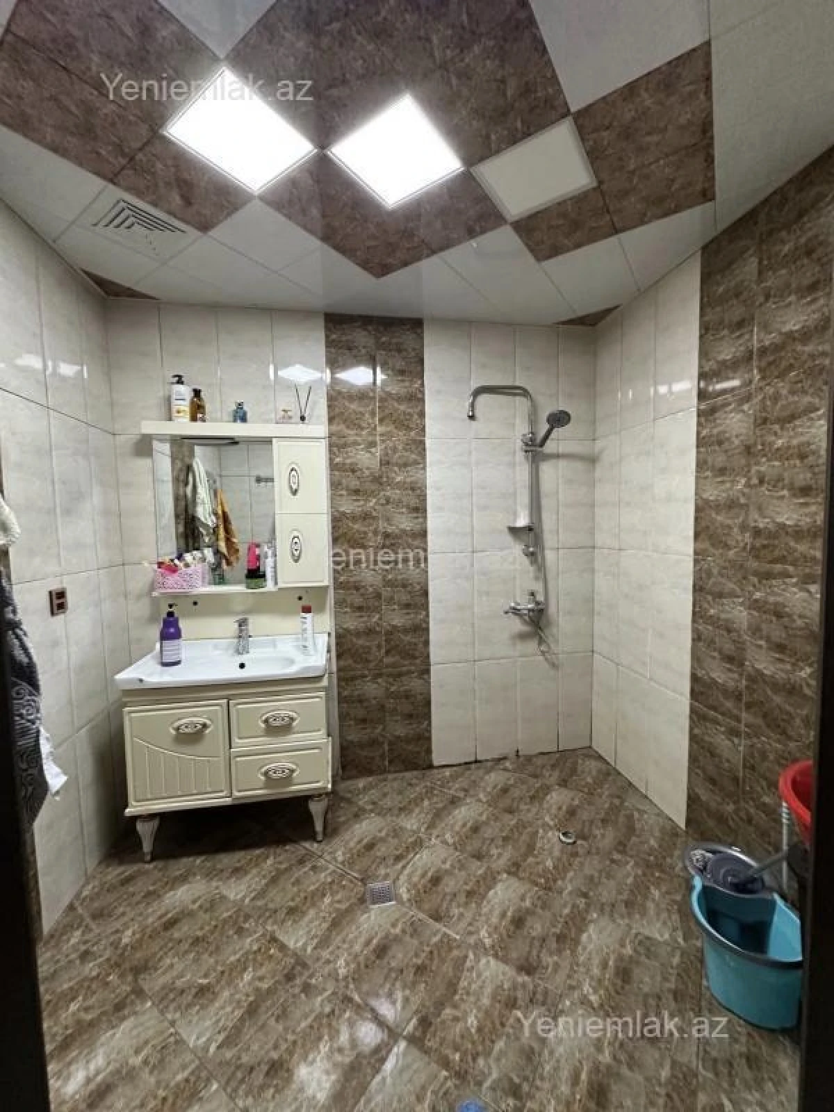 Satılır 4 otaqlı yeni tikili 120 m²