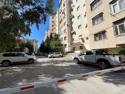 Satılır 2 otaqlı köhnə tikili 54 m²