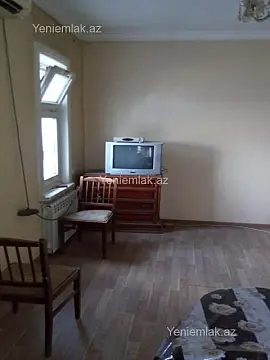 Satılır 2 otaqlı köhnə tikili 54 m²