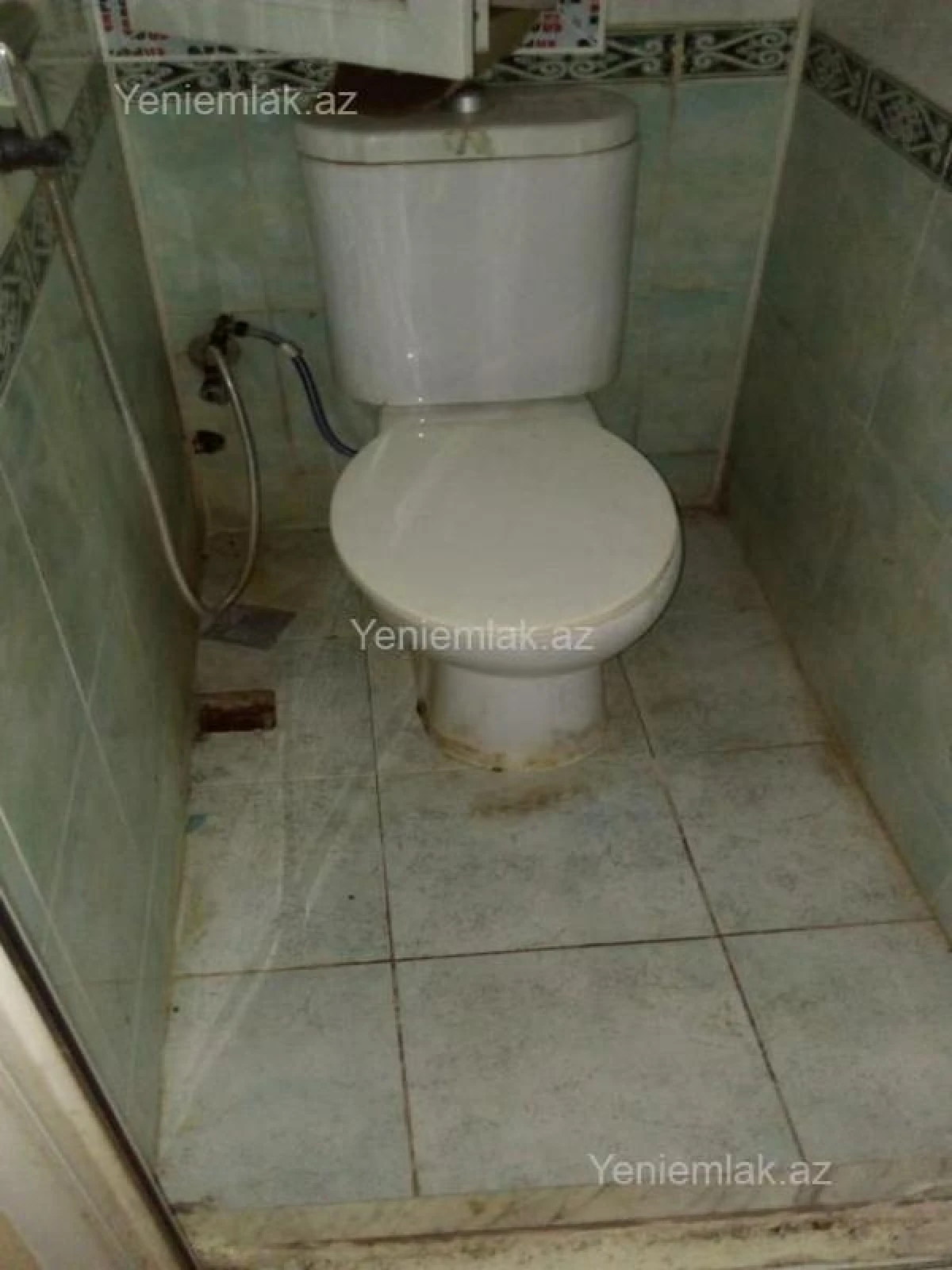 Satılır 2 otaqlı köhnə tikili 54 m²