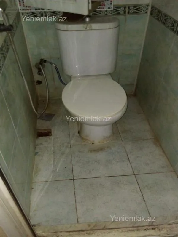Satılır 2 otaqlı köhnə tikili 54 m²