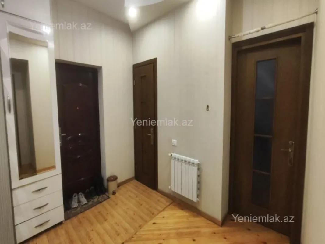 Satılır 3 otaqlı yeni tikili 70 m²