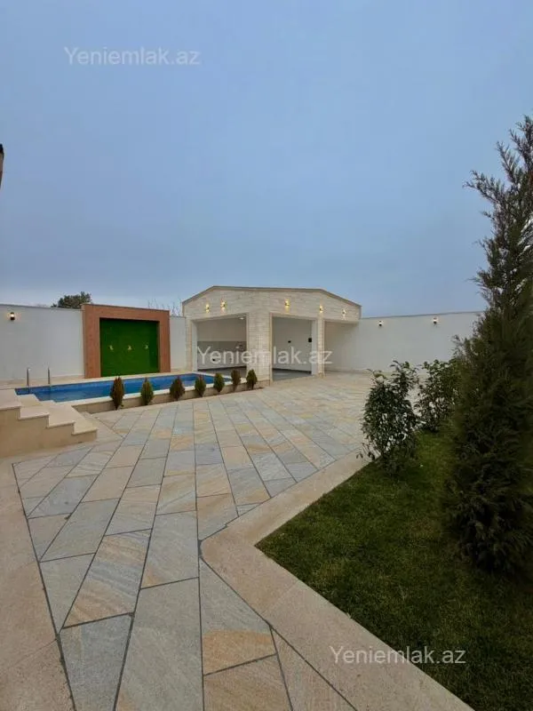 Satılır 4 otaqlı həyət evi 180 m²