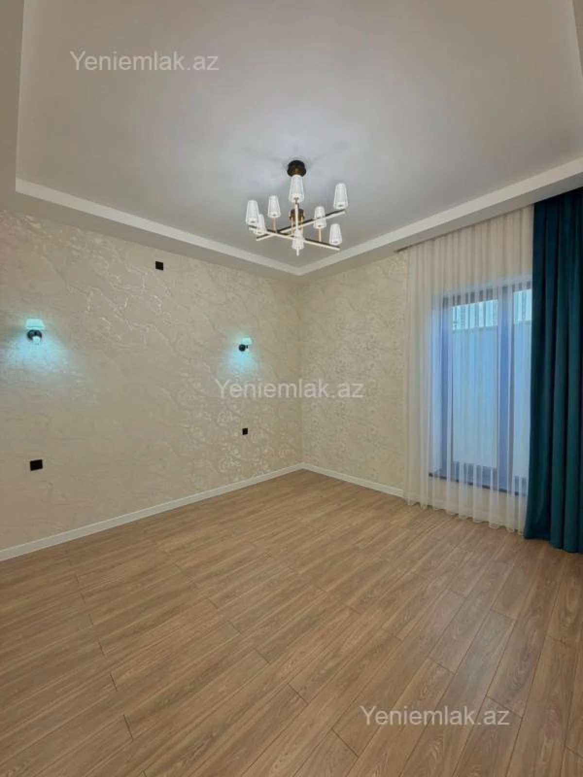 Satılır 4 otaqlı həyət evi 180 m²