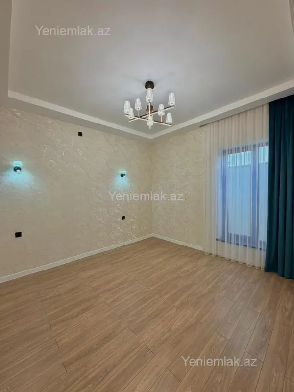 Satılır 4 otaqlı həyət evi 180 m²