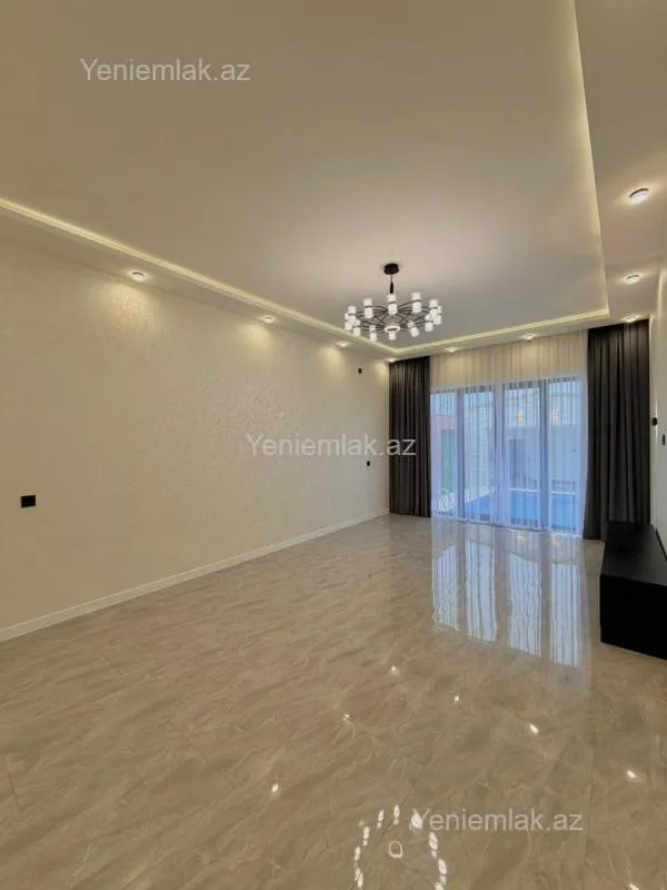 Satılır 4 otaqlı həyət evi 180 m²