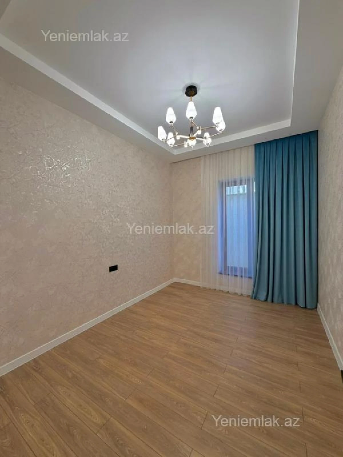 Satılır 4 otaqlı həyət evi 180 m²
