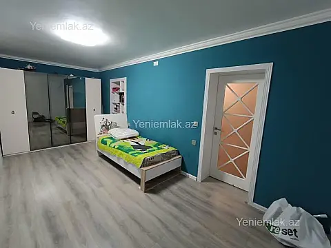 Satılır 3 otaqlı köhnə tikili 95 m²