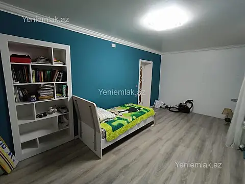Satılır 3 otaqlı köhnə tikili 95 m²