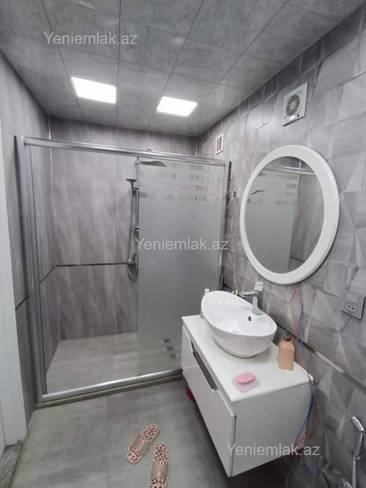 Satılır 3 otaqlı köhnə tikili 95 m²