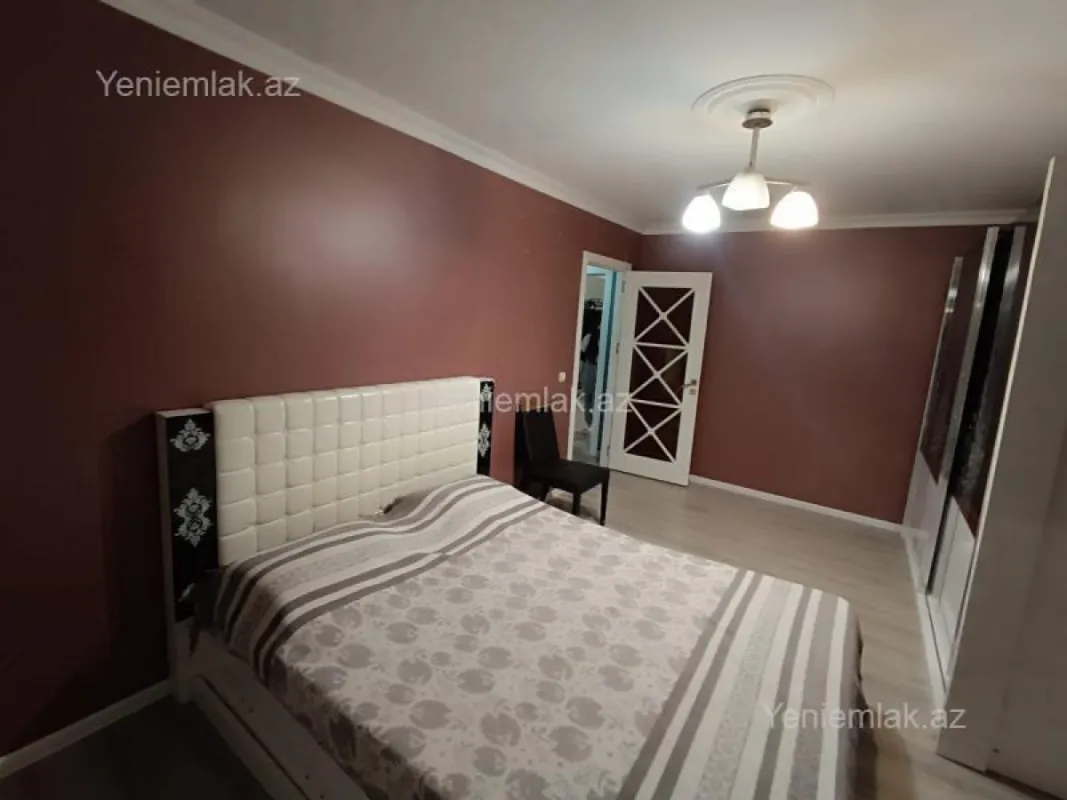 Satılır 3 otaqlı köhnə tikili 95 m²