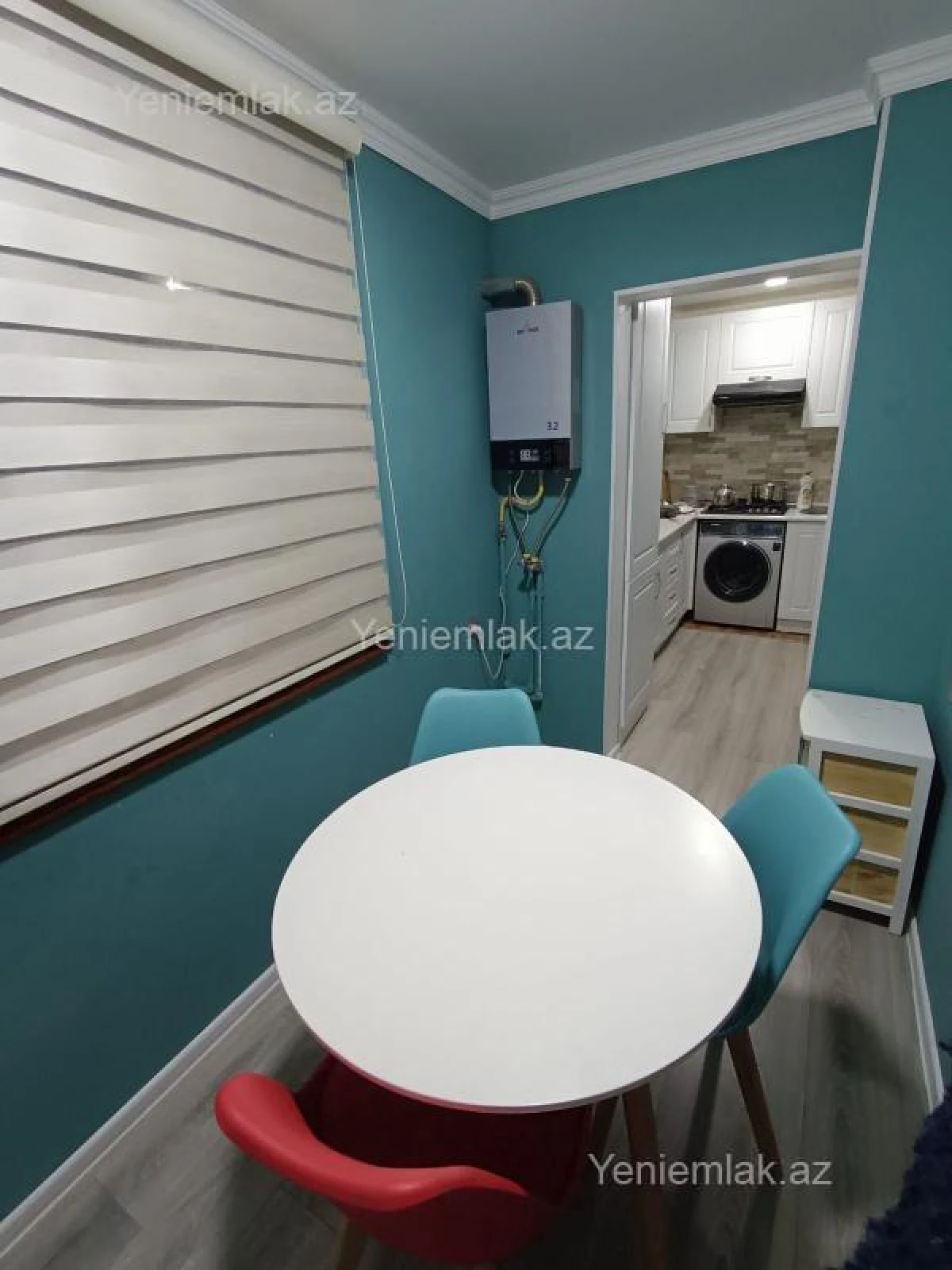 Satılır 3 otaqlı köhnə tikili 95 m²