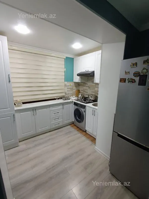 Satılır 3 otaqlı köhnə tikili 95 m²