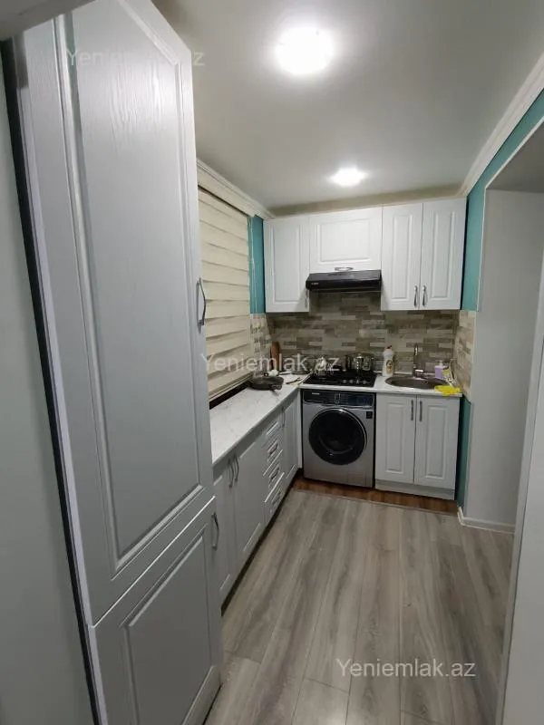 Satılır 3 otaqlı köhnə tikili 95 m²