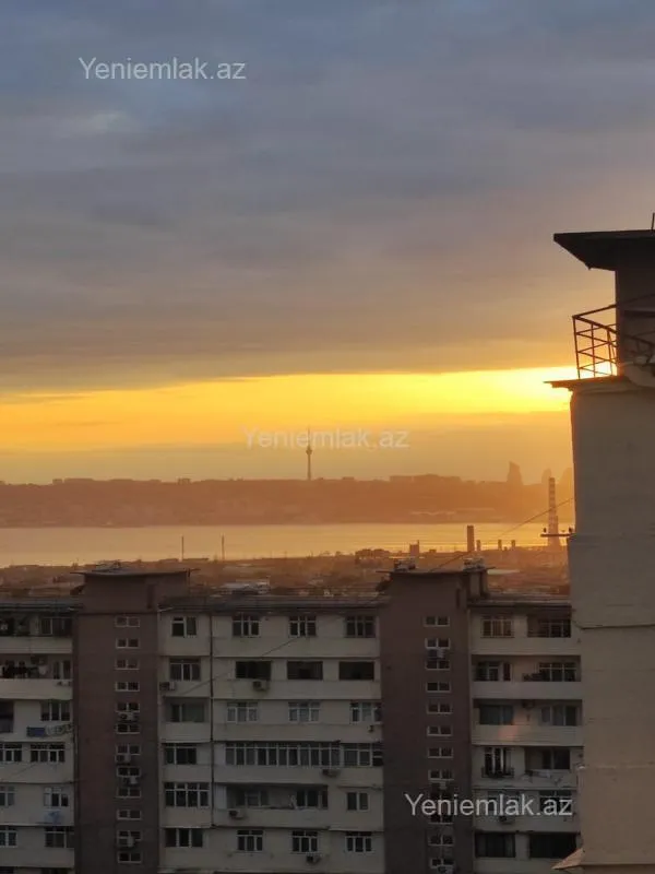 Satılır 2 otaqlı köhnə tikili 42 m²