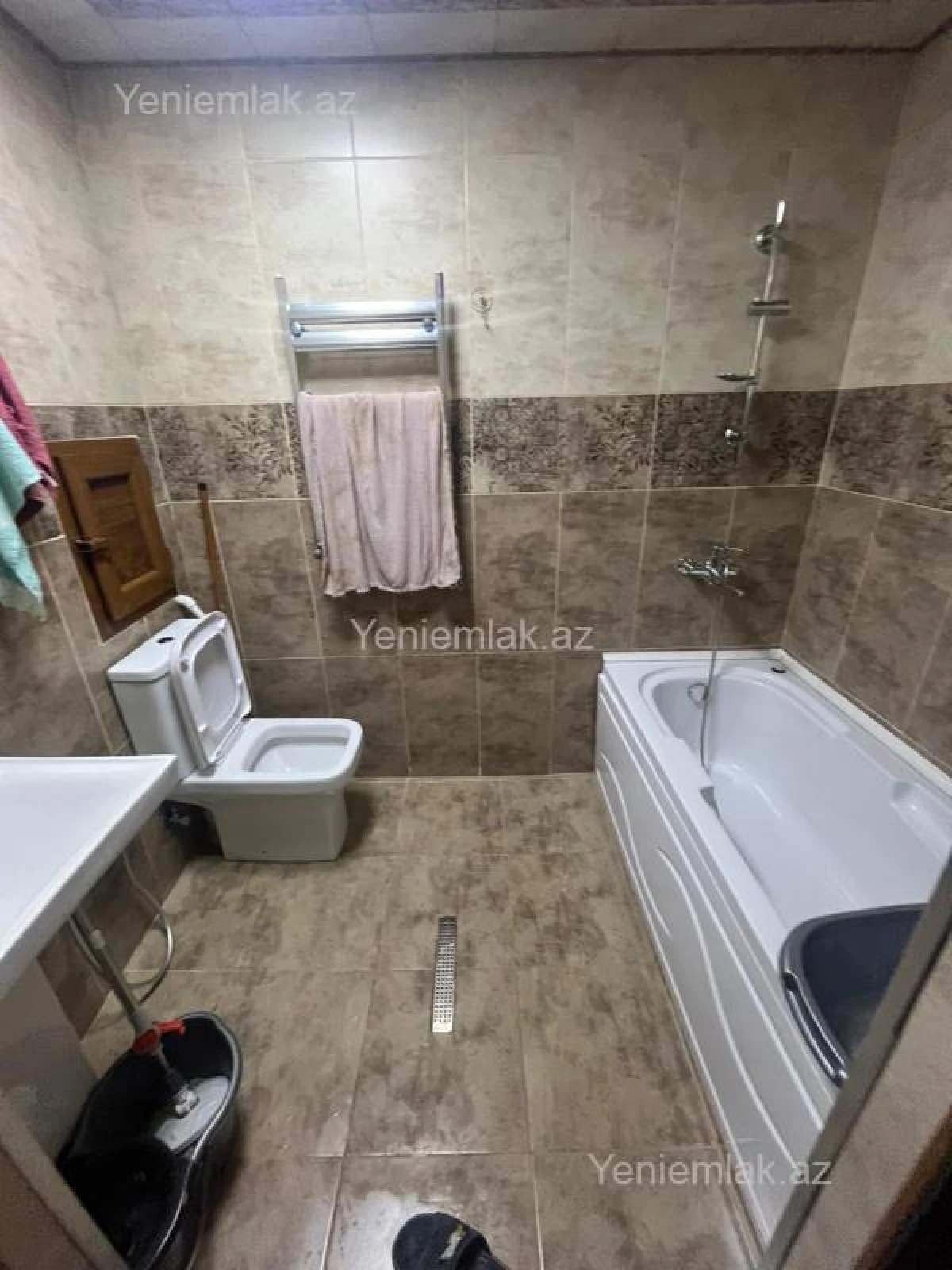 Satılır 2 otaqlı yeni tikili 72 m²
