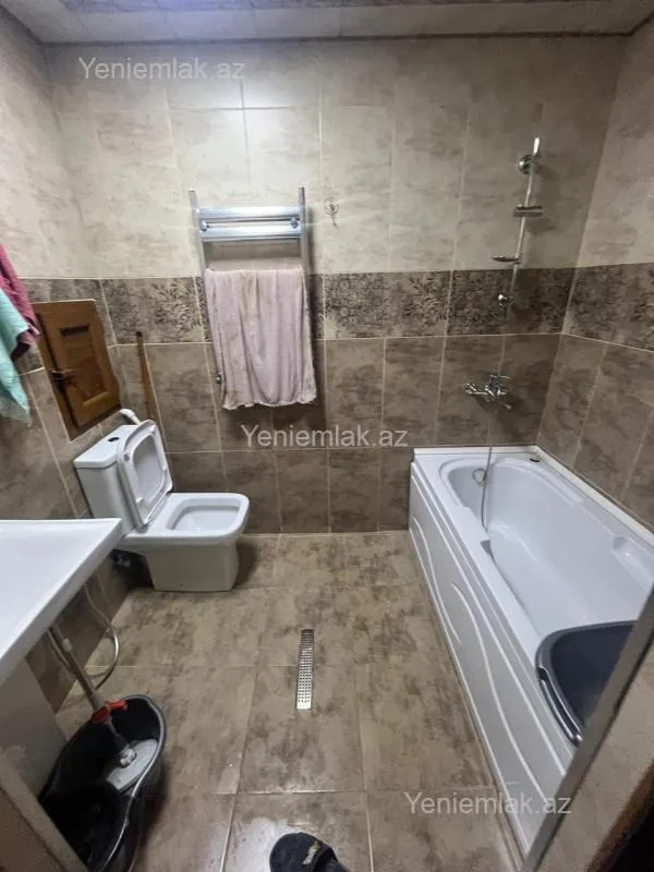 Satılır 2 otaqlı yeni tikili 72 m²