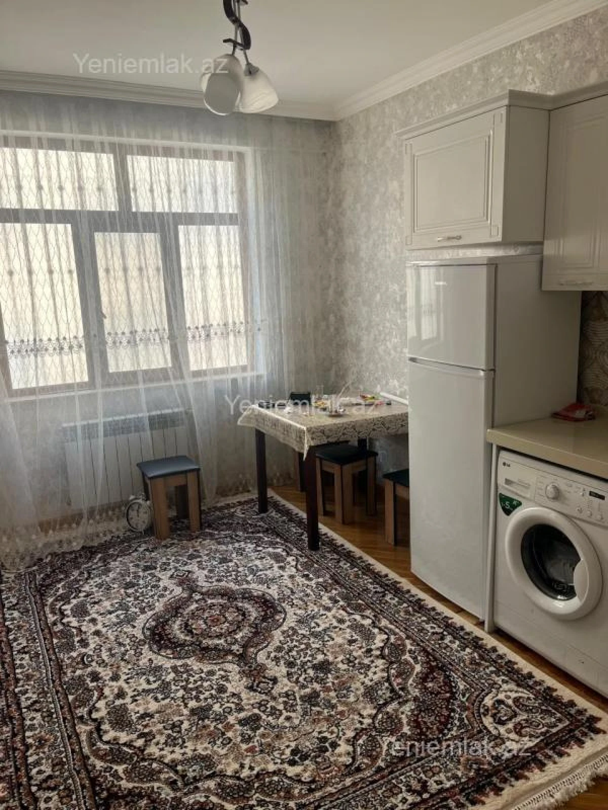 Satılır 2 otaqlı yeni tikili 72 m²