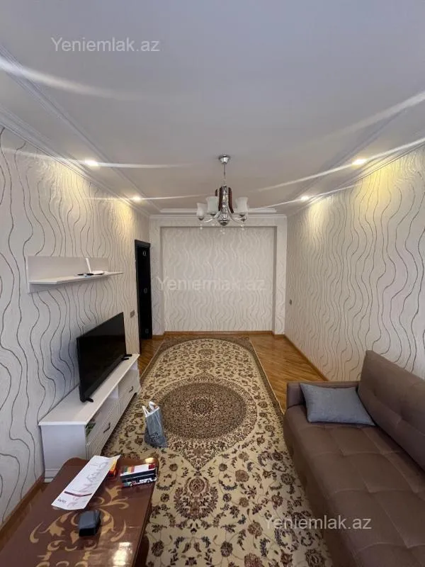 Satılır 2 otaqlı yeni tikili 72 m²