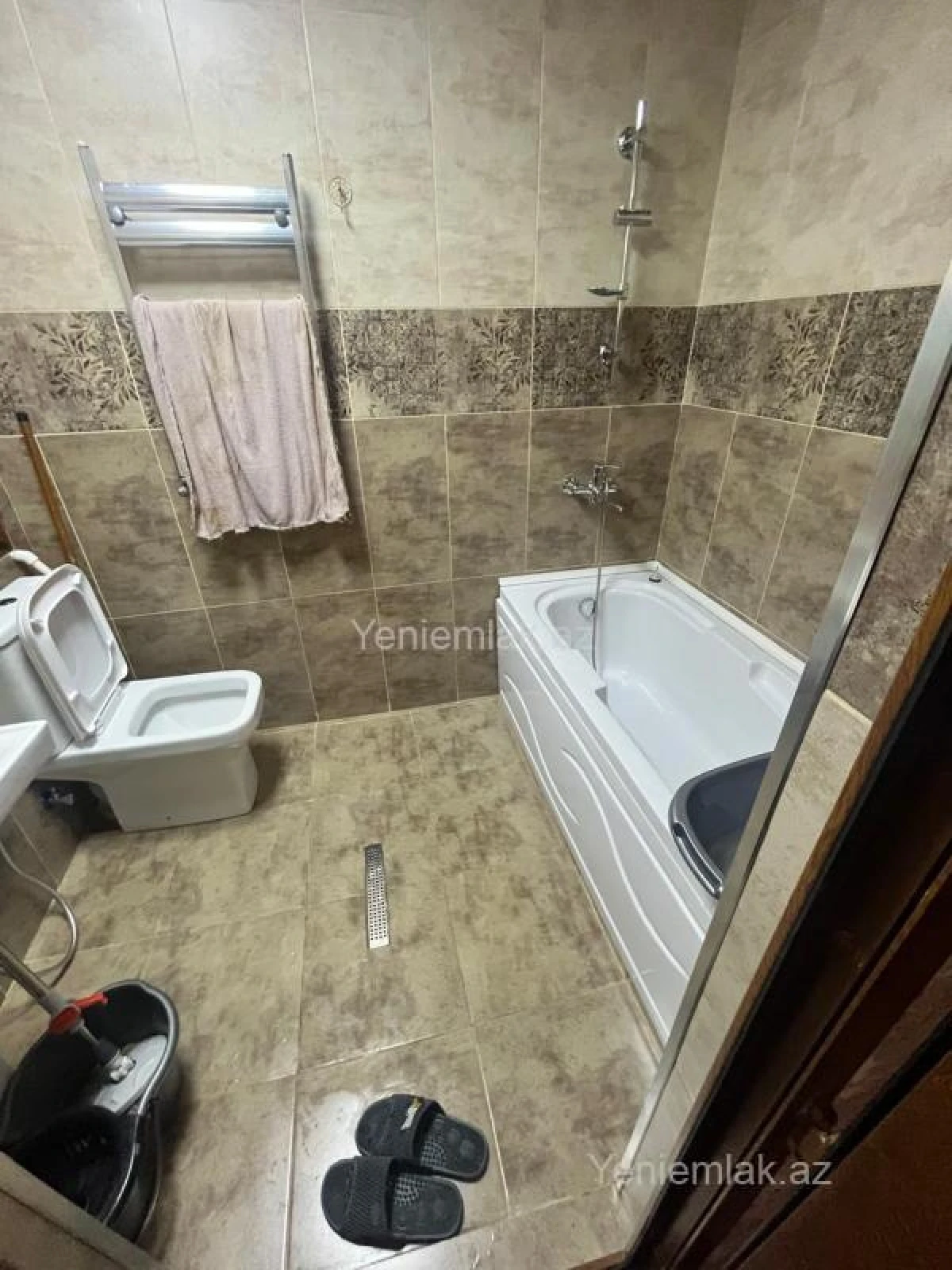 Satılır 2 otaqlı yeni tikili 72 m²