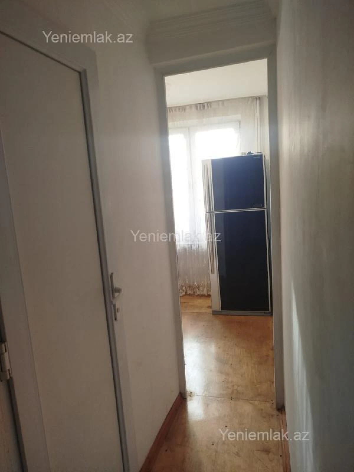 Satılır 1 otaqlı köhnə tikili 35 m²