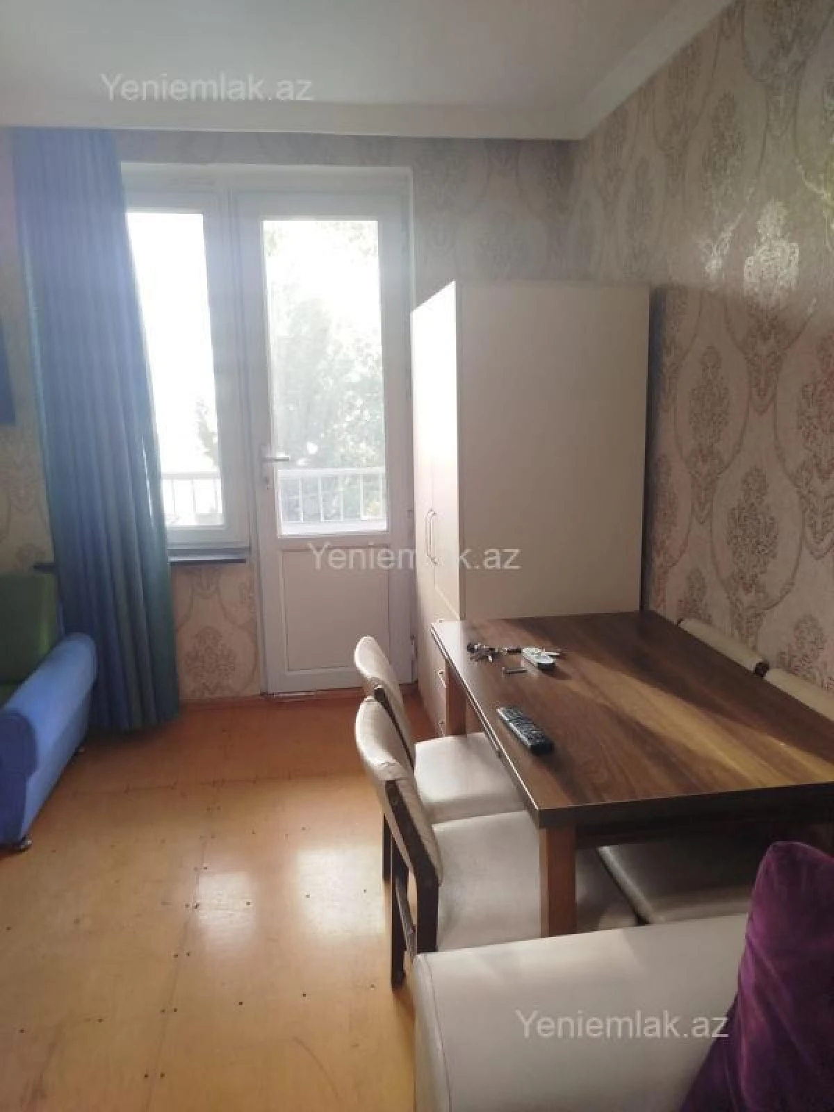 Satılır 1 otaqlı köhnə tikili 35 m²