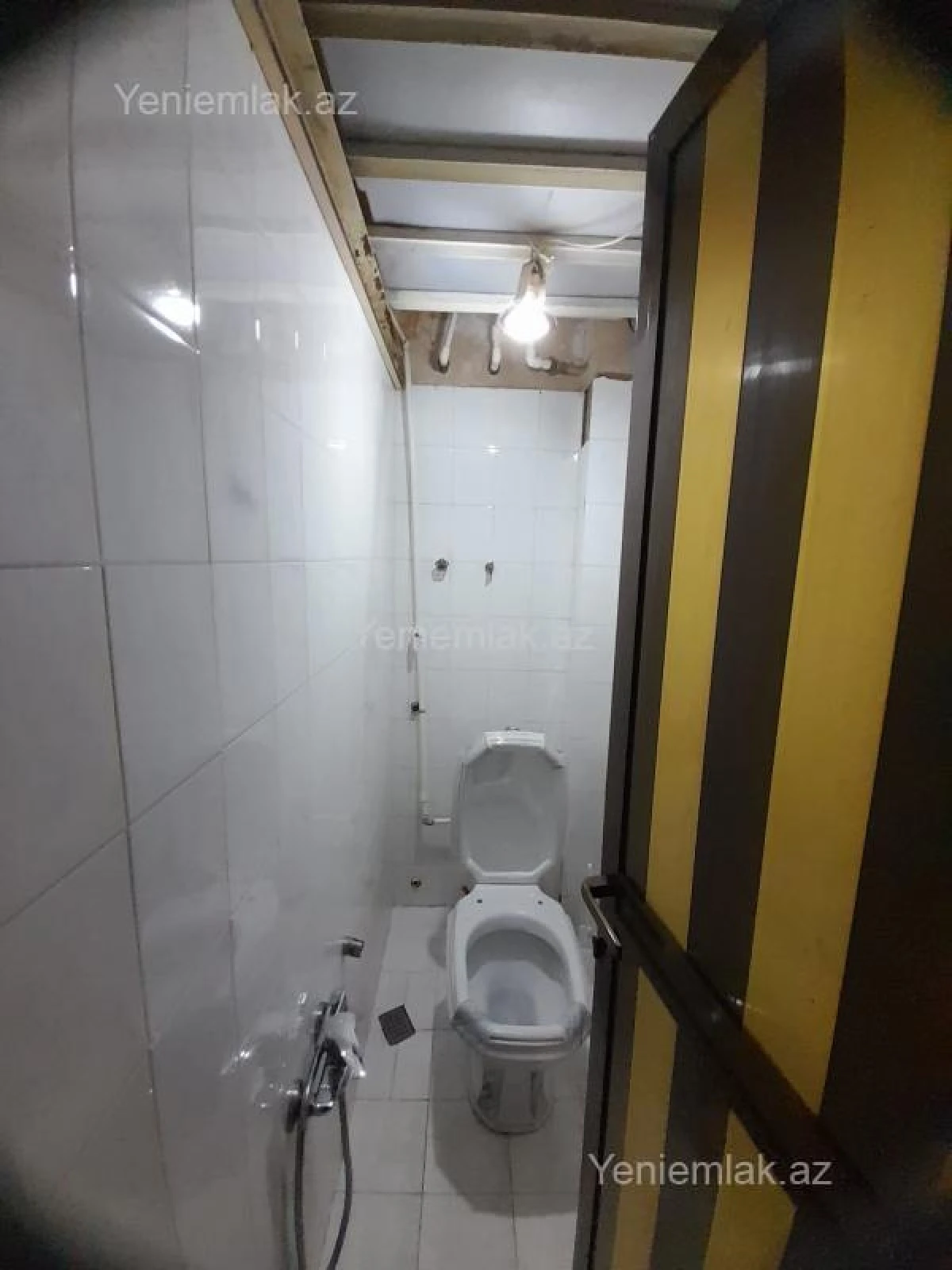 Satılır 4 otaqlı köhnə tikili 100 m²