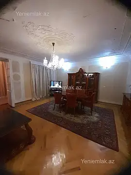 Satılır 4 otaqlı köhnə tikili 100 m² — Bakı, Nizami 4 otaq 100.00 m²