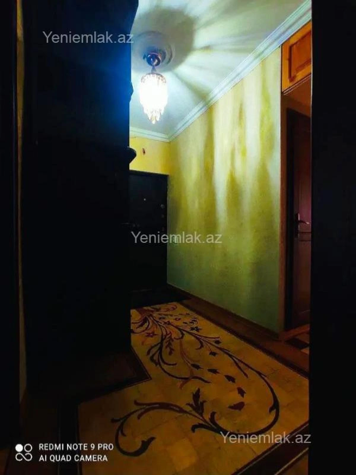 Satılır 3 otaqlı köhnə tikili 75 m²