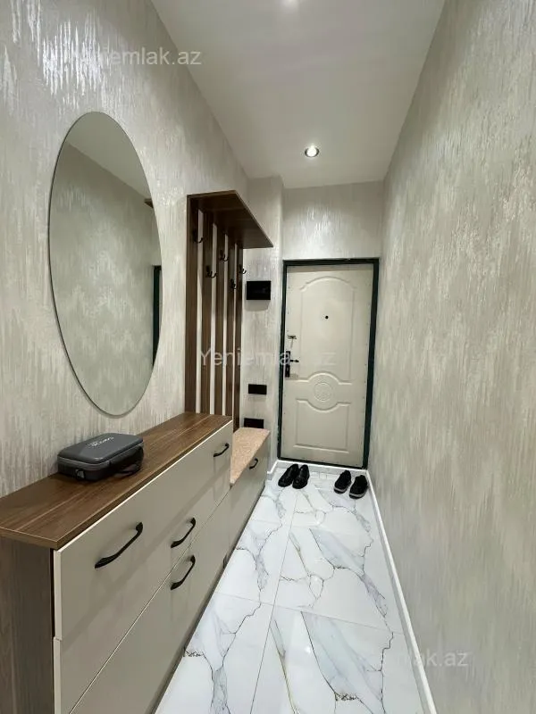 Satılır 2 otaqlı köhnə tikili 45 m²