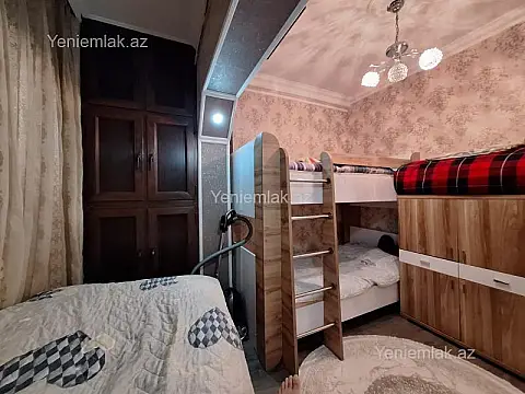 Satılır 2 otaqlı köhnə tikili 45 m²