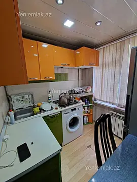 Satılır 1 otaqlı köhnə tikili 33 m²
