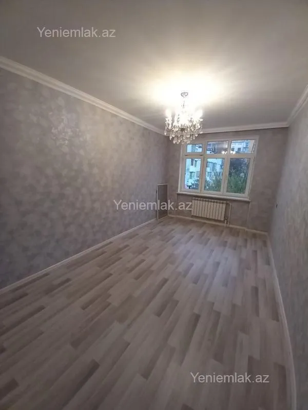 Satılır 3 otaqlı köhnə tikili 80 m²