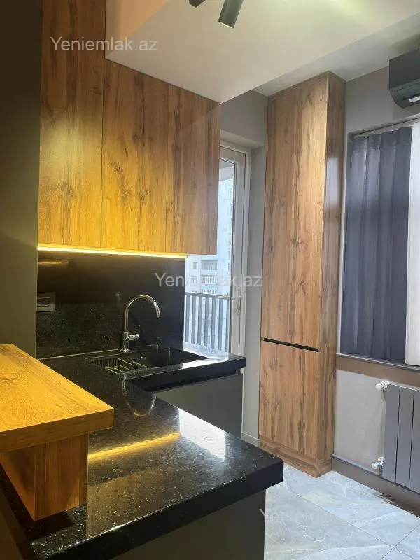 Satılır 3 otaqlı yeni tikili 77 m²