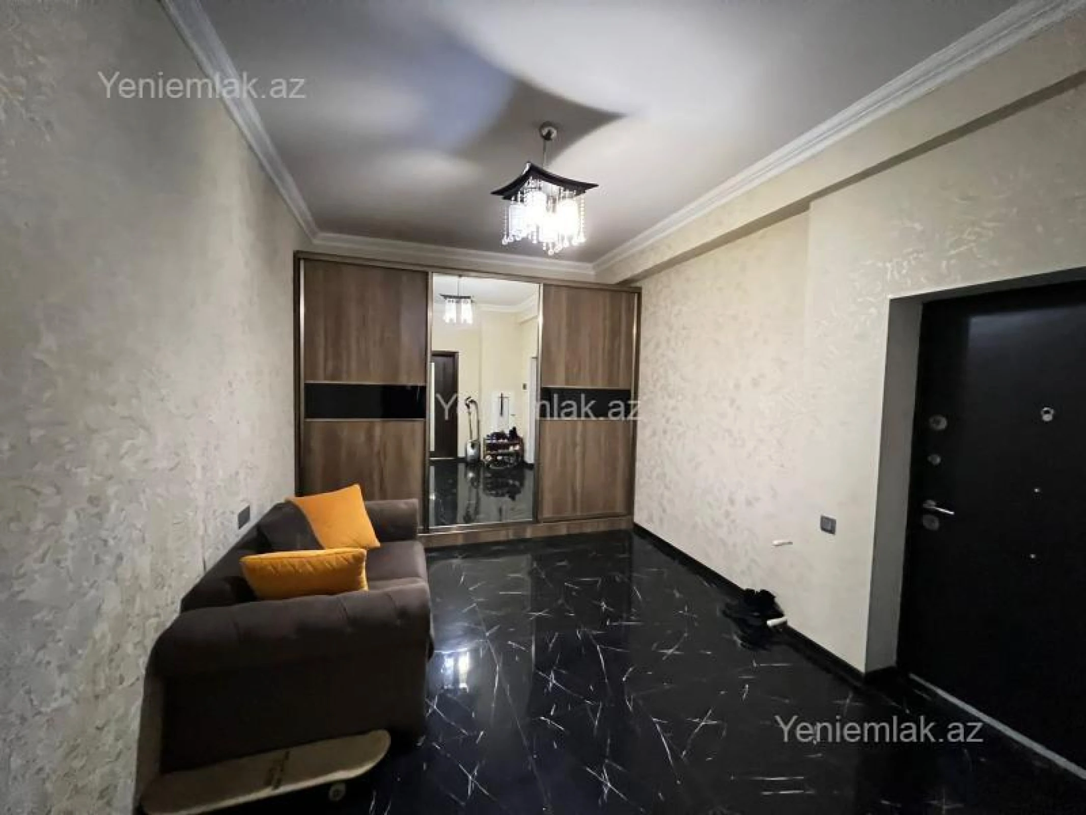 Satılır 3 otaqlı yeni tikili 147 m²