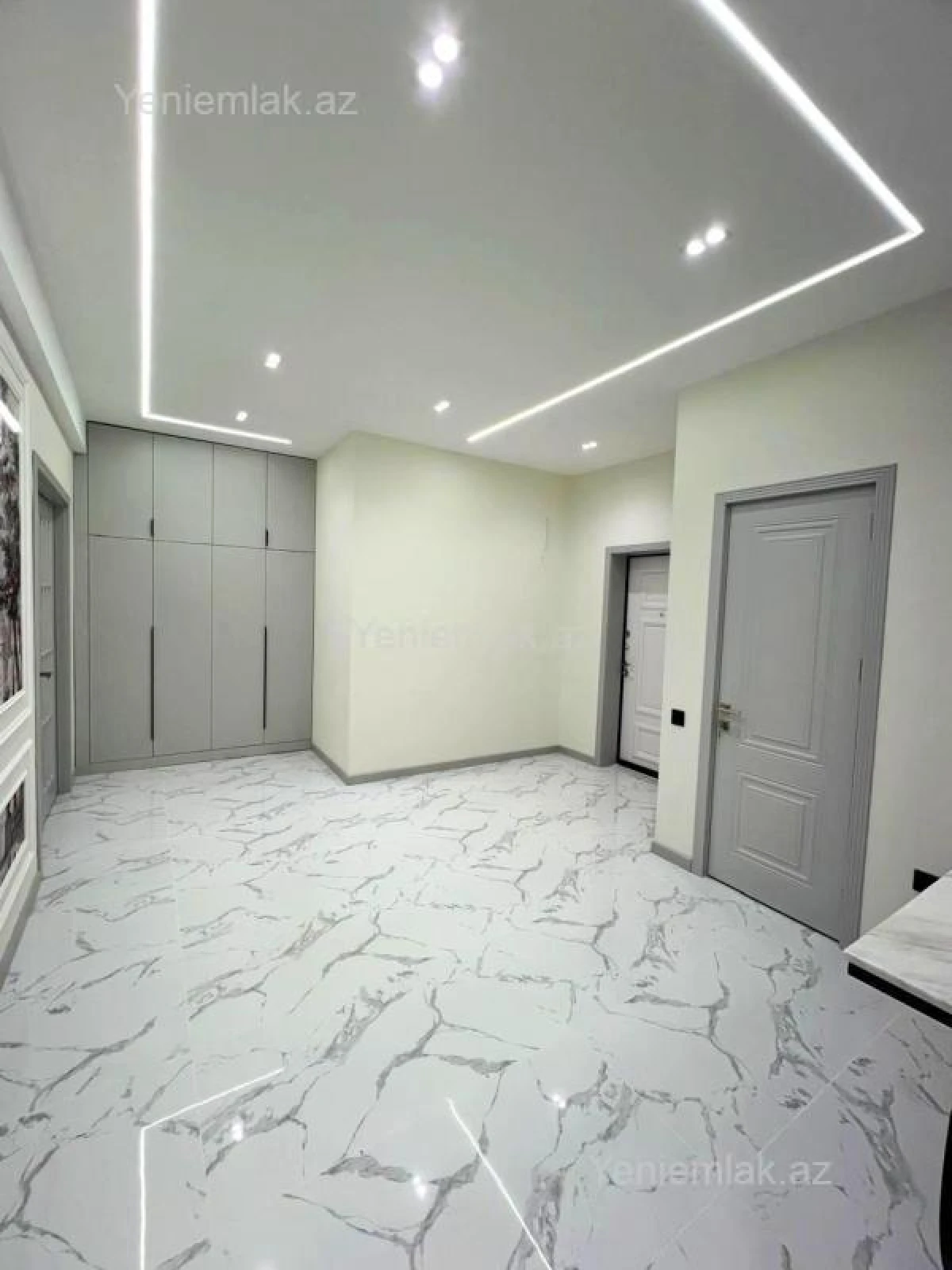 Satılır 4 otaqlı yeni tikili 193 m²