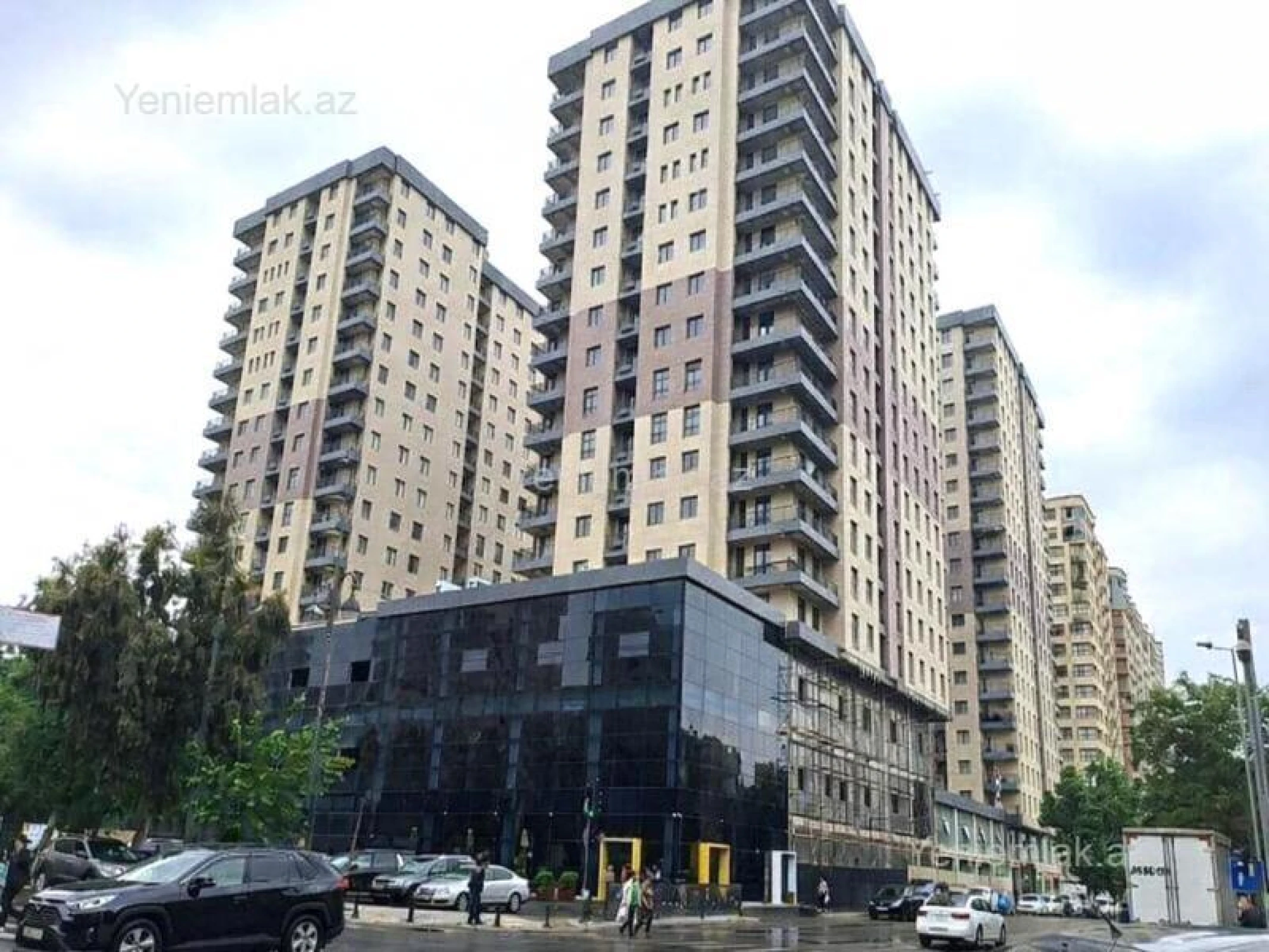 Satılır 4 otaqlı yeni tikili 193 m²