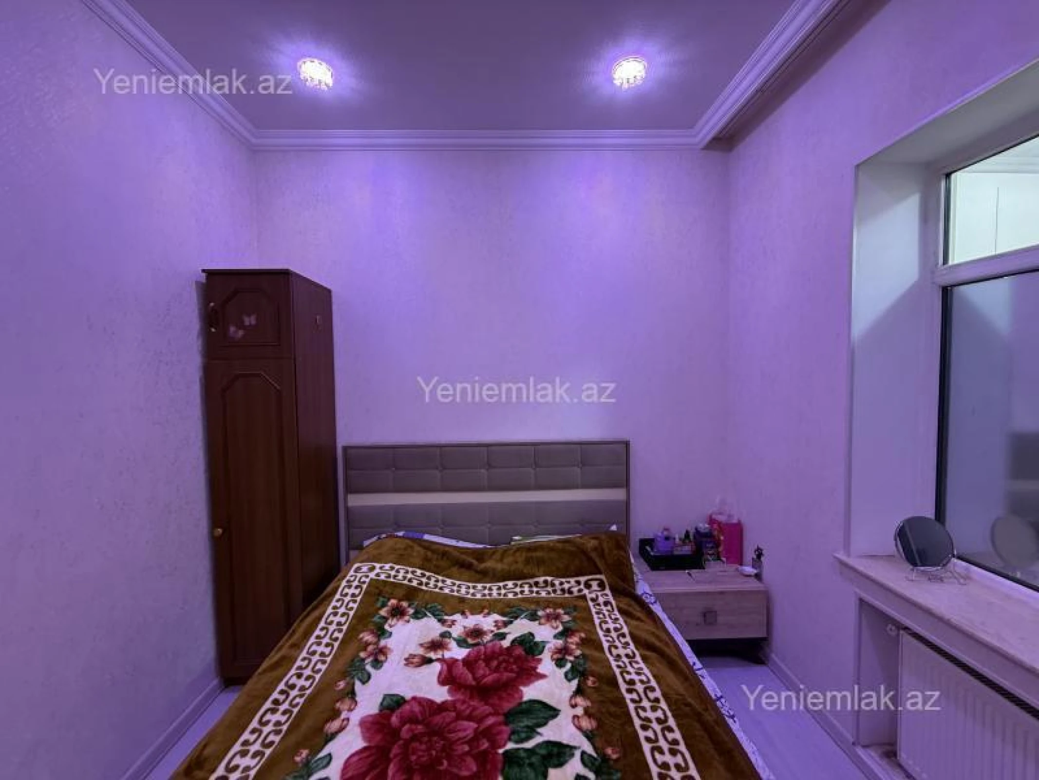 Satılır 7 otaqlı həyət evi 250 m²