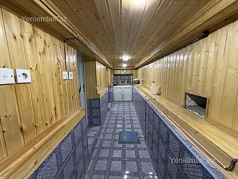 Satılır 7 otaqlı həyət evi 250 m²