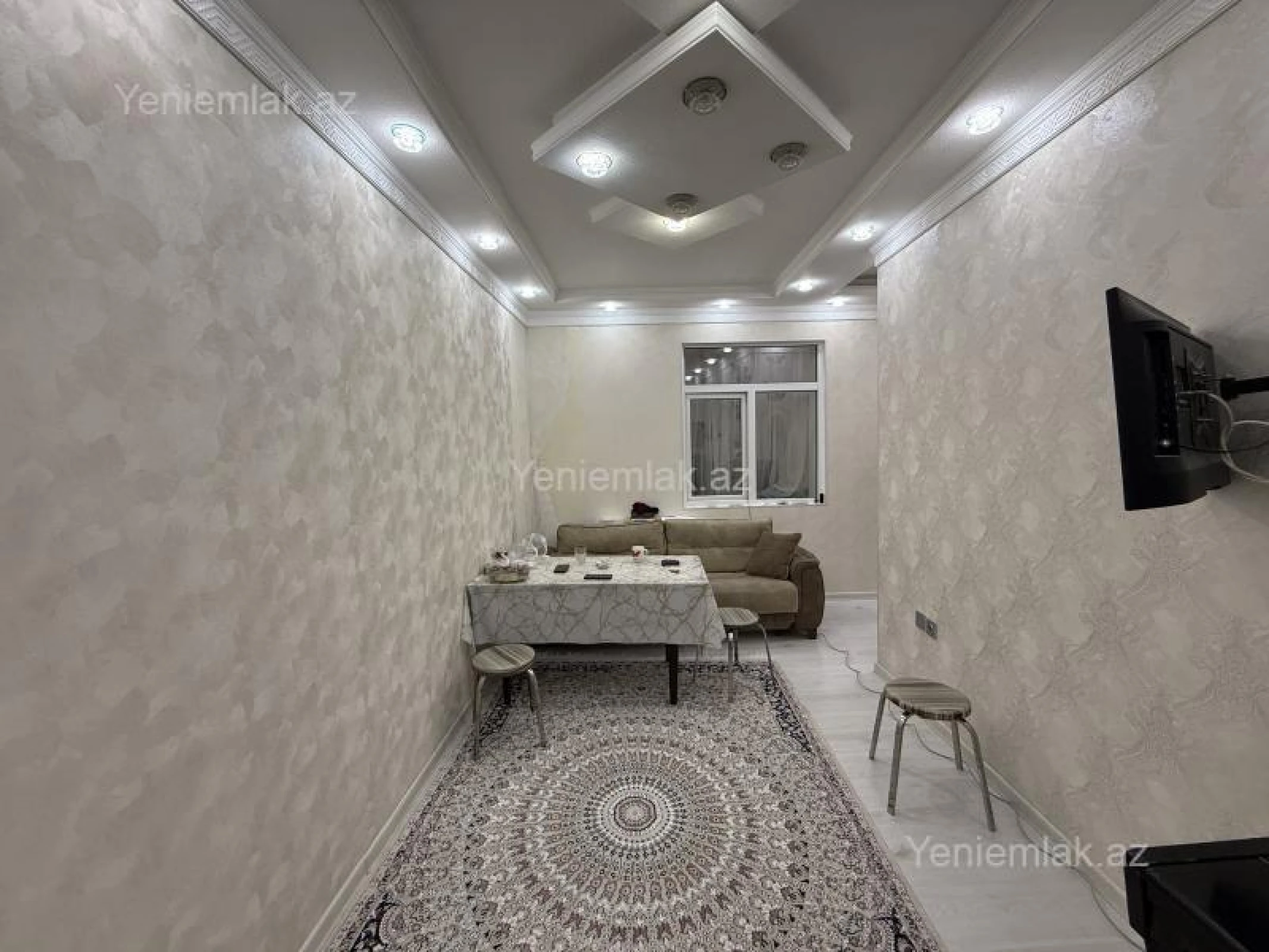 Satılır 7 otaqlı həyət evi 250 m²