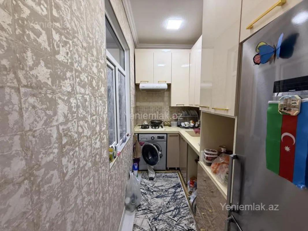 Satılır 7 otaqlı həyət evi 250 m²