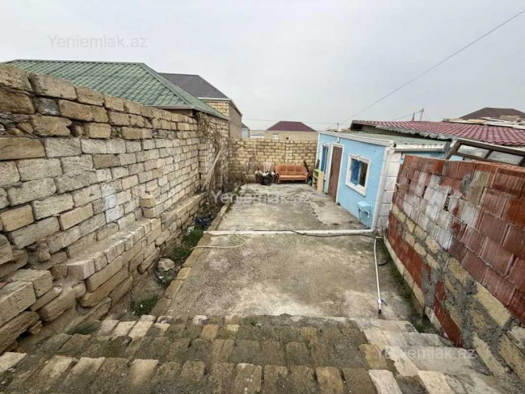 Satılır 2 otaqlı həyət evi 60 m²