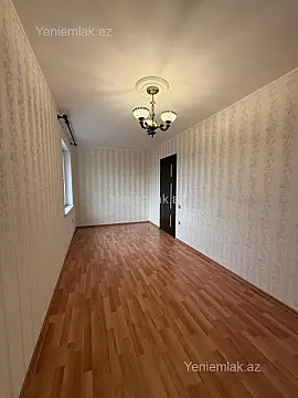 Satılır 2 otaqlı köhnə tikili 55 m²